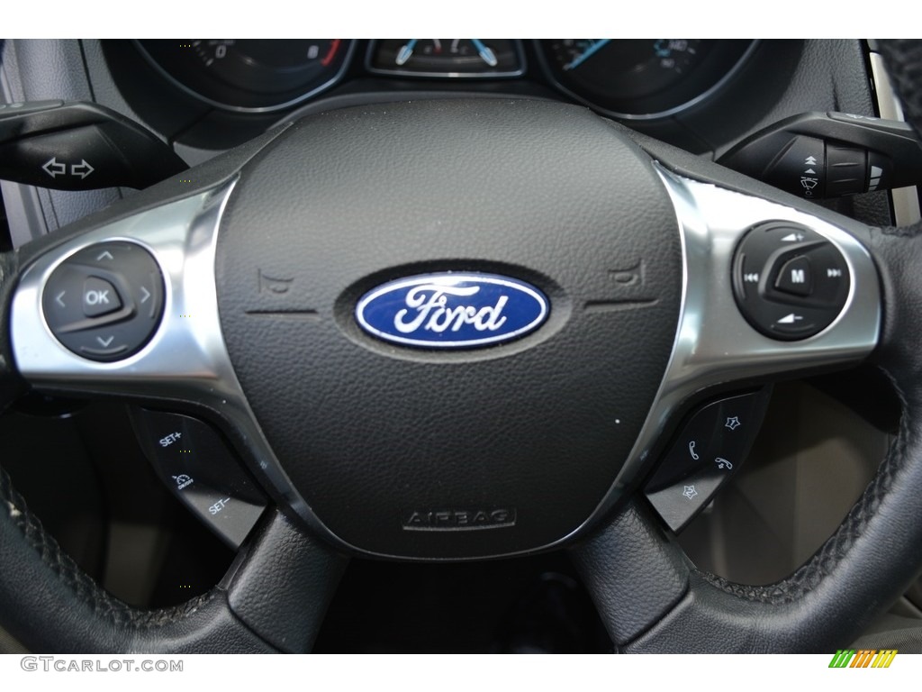 2012 Focus SEL Sedan - White Platinum Tricoat Metallic / Stone photo #20