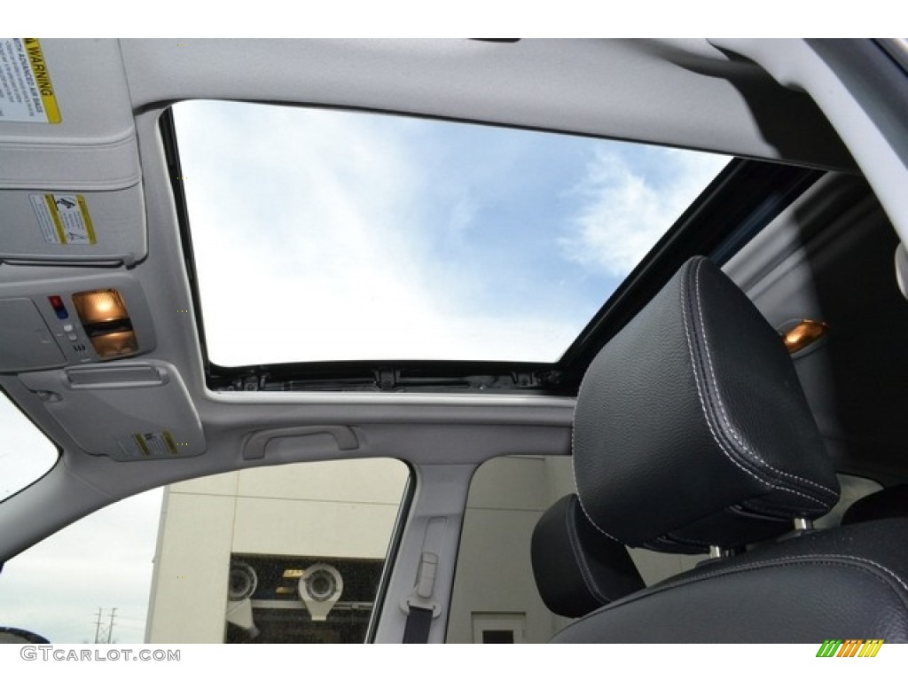 2016 Subaru Forester 2.0XT Premium Sunroof Photos