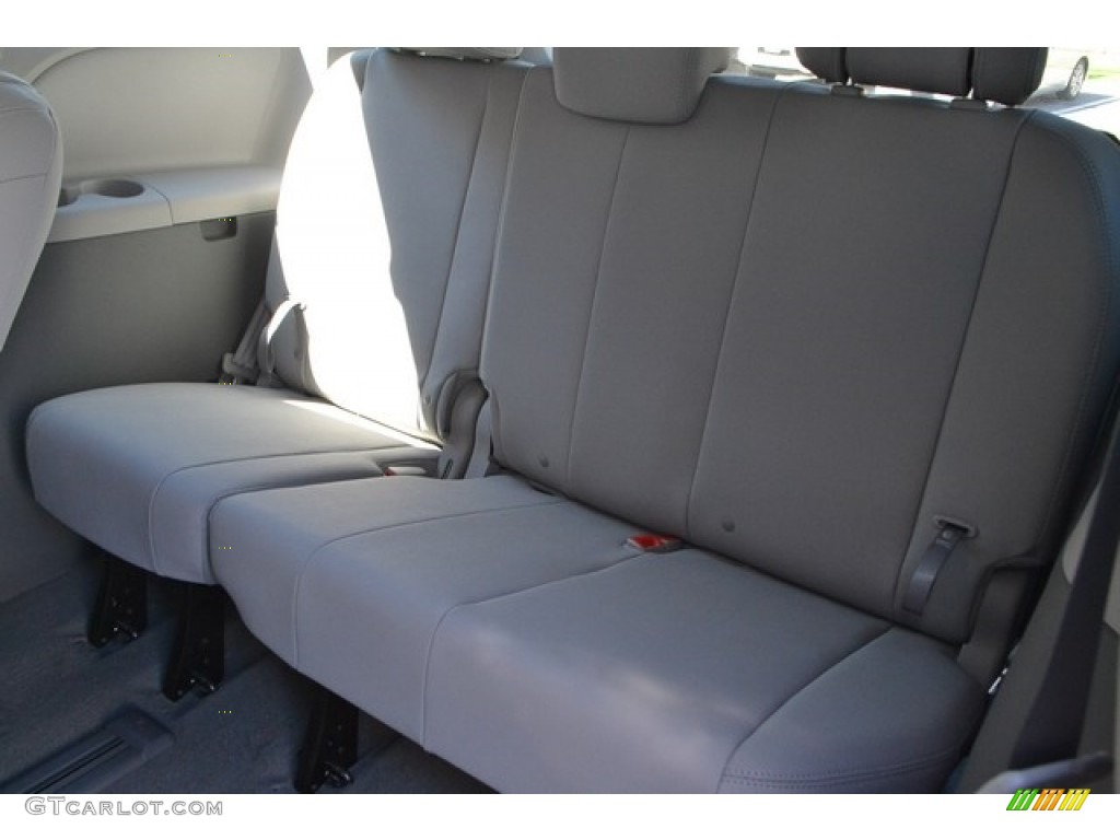 2017 Toyota Sienna XLE AWD Rear Seat Photo #115378161