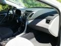 White - Elantra SE Photo No. 14