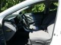 White - Elantra SE Photo No. 23