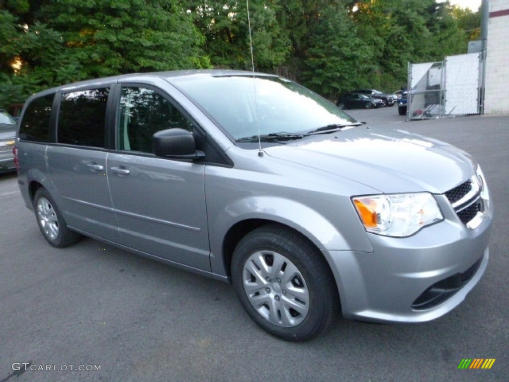 Billet Metallic 2017 Dodge Grand Caravan SE Exterior Photo #115380663