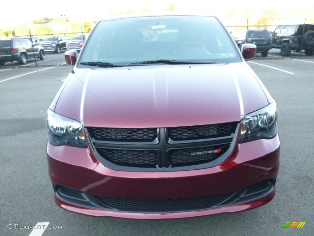 Octane Red 2017 Dodge Grand Caravan SE Exterior Photo #115382981