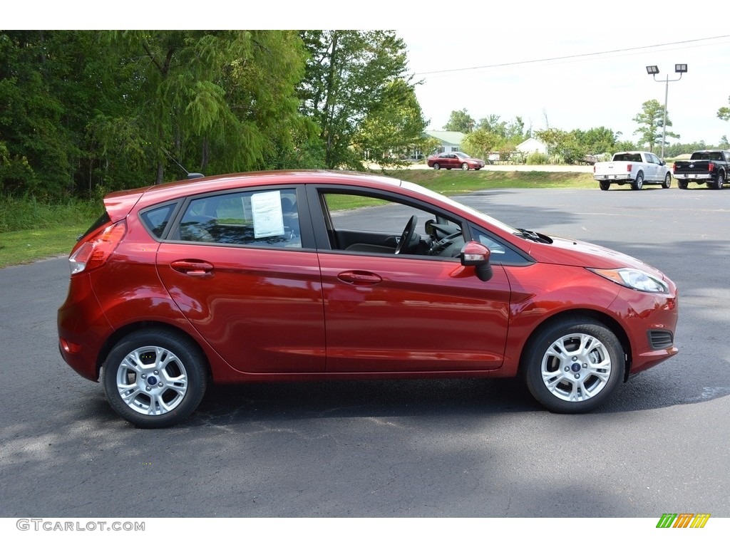 Ruby Red Metallic 2016 Ford Fiesta SE Hatchback Exterior Photo #115384305