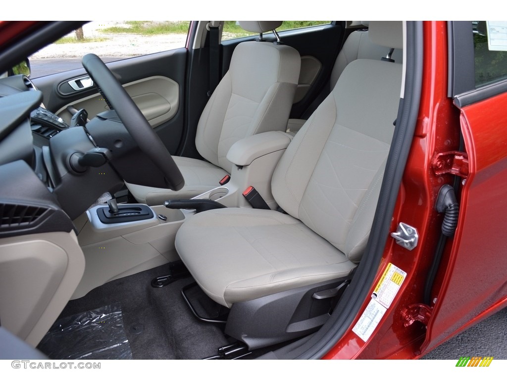 Medium Light Stone Interior 2016 Ford Fiesta SE Hatchback Photo #115384698