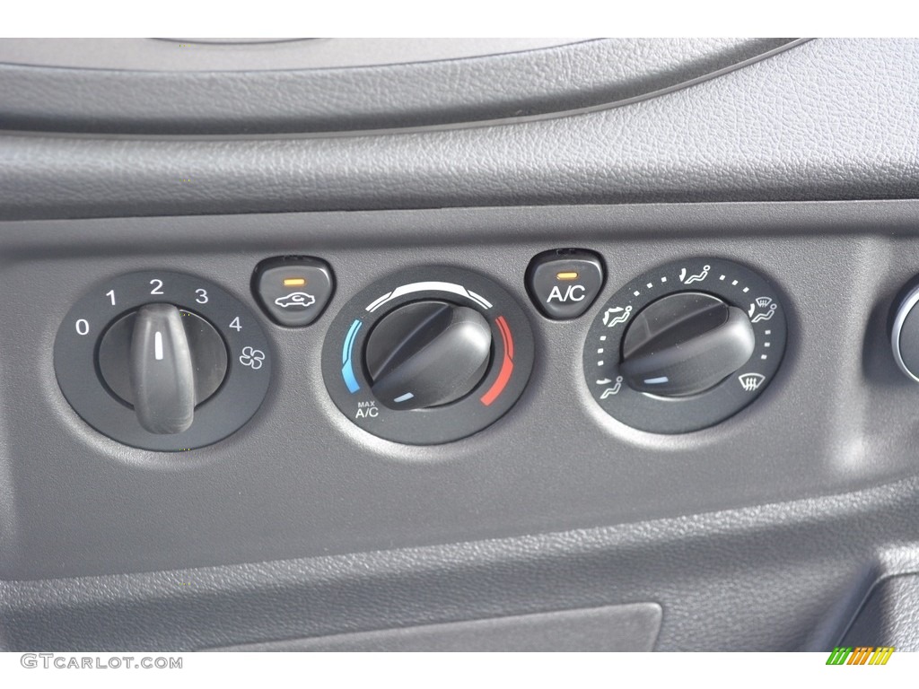 2017 Ford Transit Van 250 MR Long Controls Photo #115386903