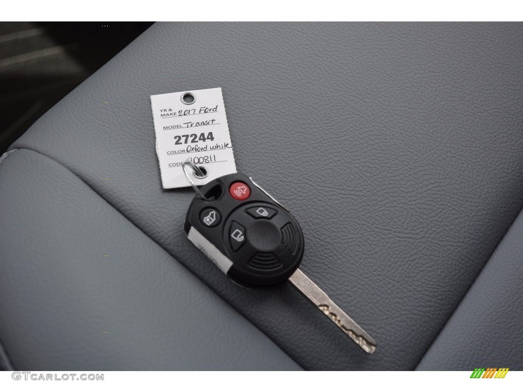 2017 Ford Transit Van 250 MR Long Keys Photos