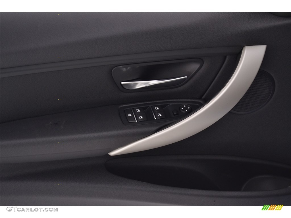 2017 3 Series 320i Sedan - Alpine White / Black photo #10
