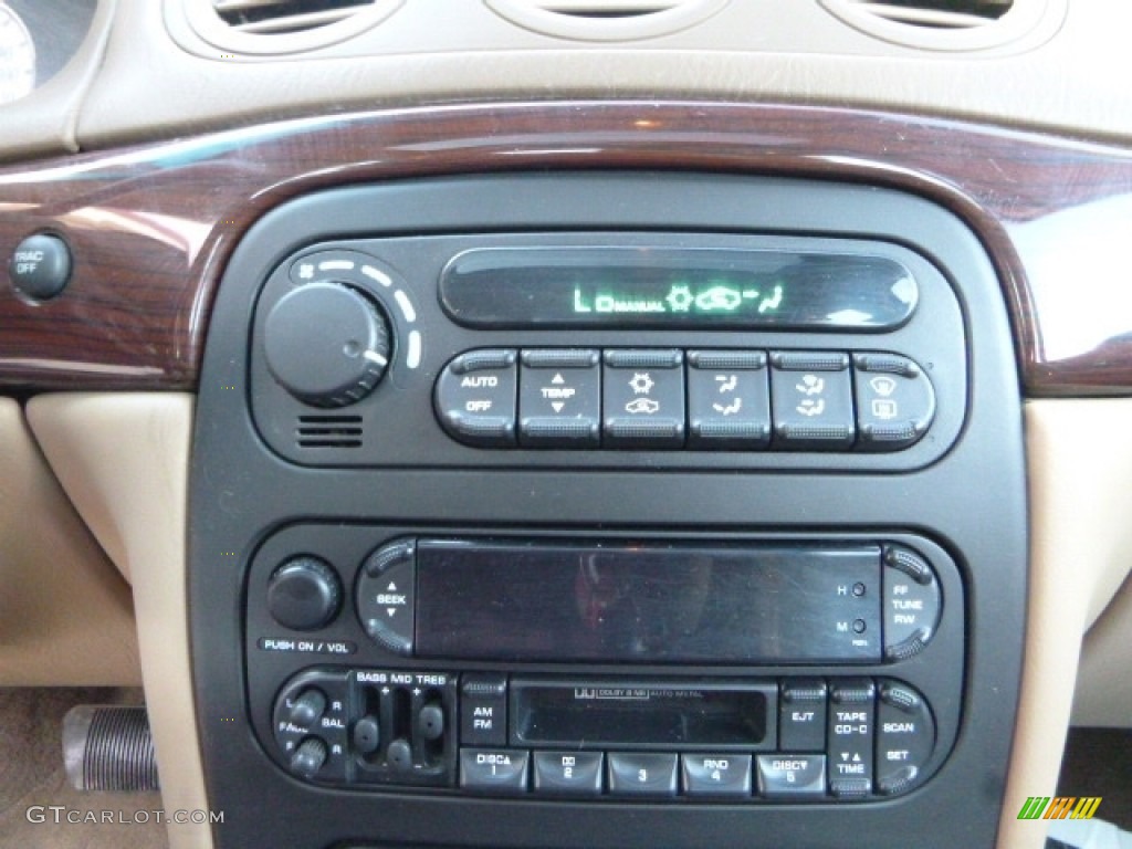 2000 300 M Sedan - Champagne Pearl / Camel/Tan photo #18