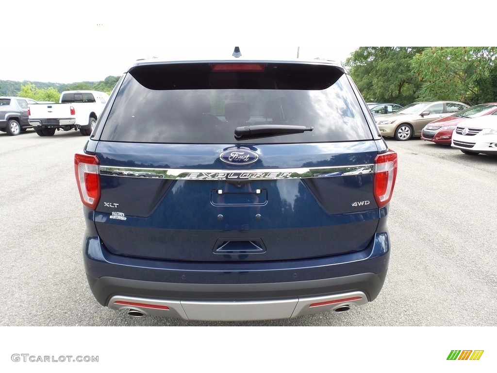 2017 Explorer XLT 4WD - Blue Jeans / Medium Light Camel photo #8