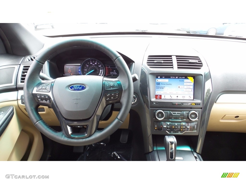 2017 Explorer XLT 4WD - Blue Jeans / Medium Light Camel photo #11