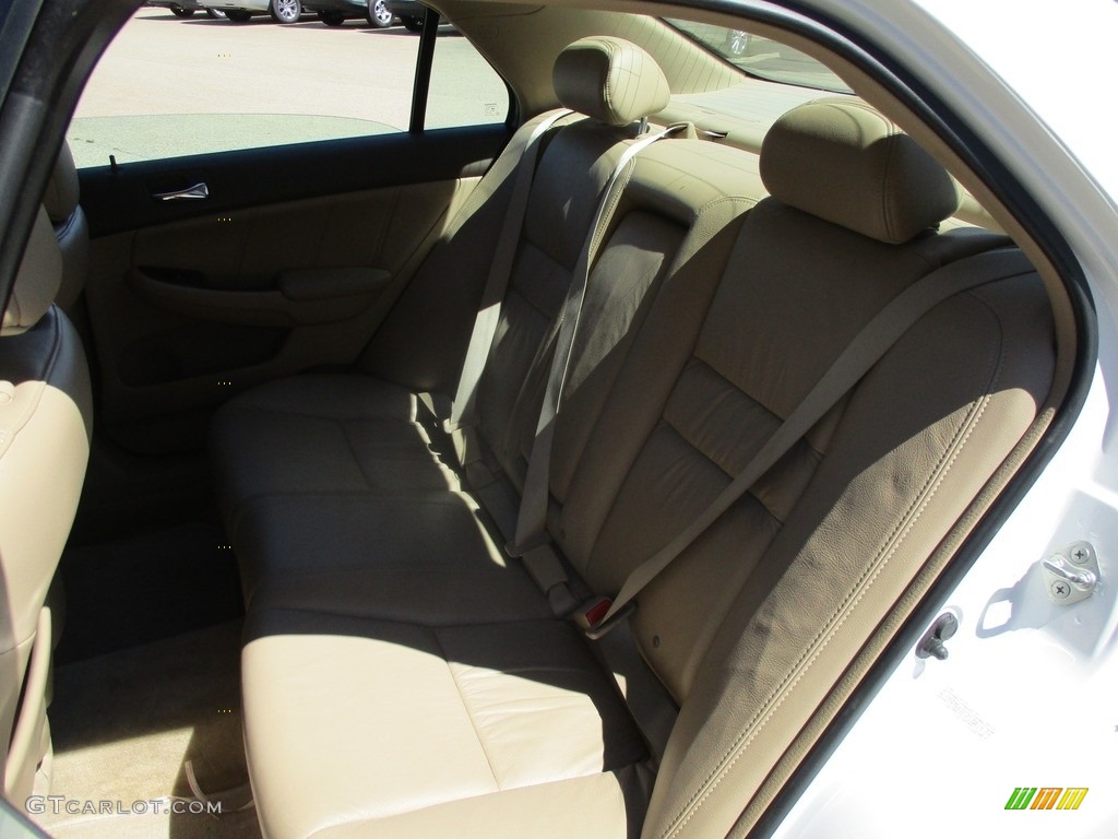 2007 Accord EX-L V6 Sedan - Taffeta White / Ivory photo #8