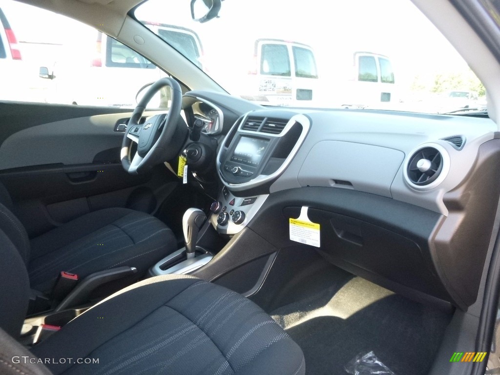 2017 Sonic LT Sedan - Nightfall Gray Metallic / Jet Black/Dark Titanium photo #5