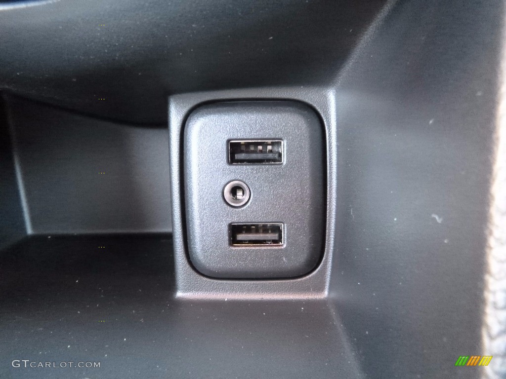 2017 Sonic LT Sedan - Nightfall Gray Metallic / Jet Black/Dark Titanium photo #18