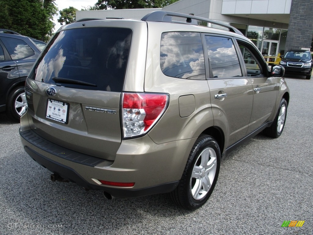 2009 Forester 2.5 X Limited - Topaz Gold Metallic / Black photo #6