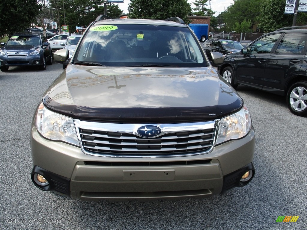 2009 Forester 2.5 X Limited - Topaz Gold Metallic / Black photo #9