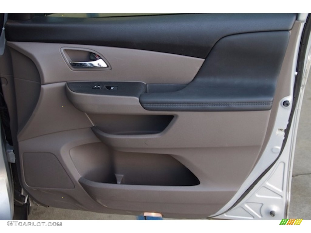 2014 Odyssey EX-L - Alabaster Silver Metallic / Truffle photo #27