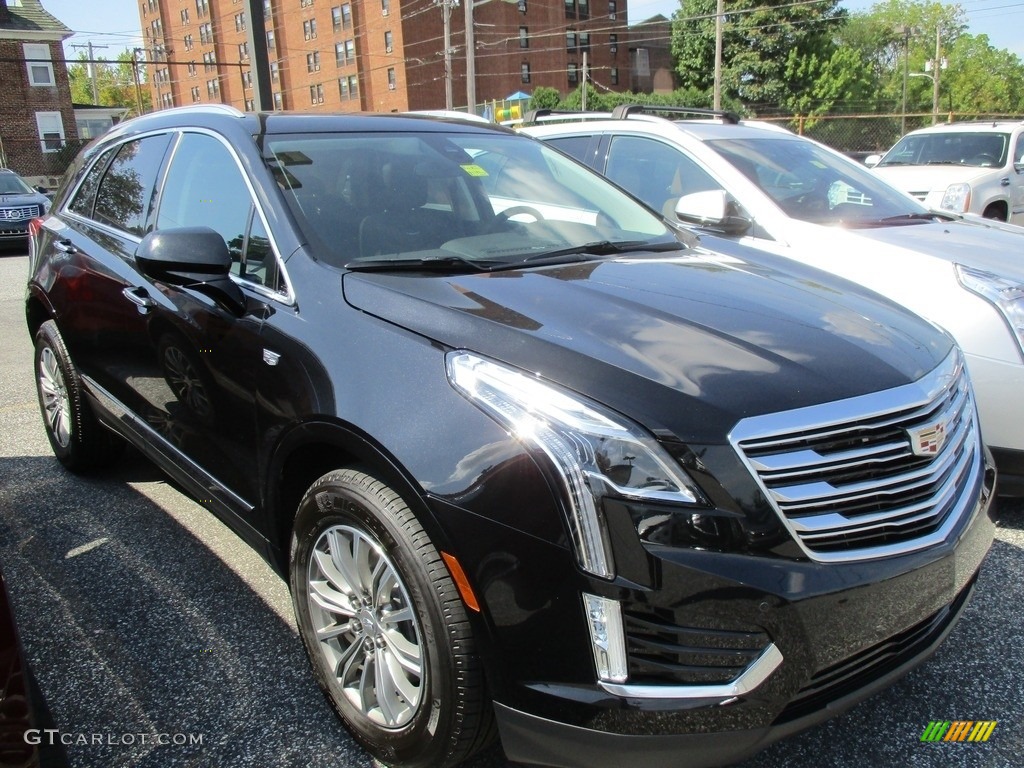 2017 XT5 Luxury AWD - Stellar Black Metallic / Jet Black photo #1