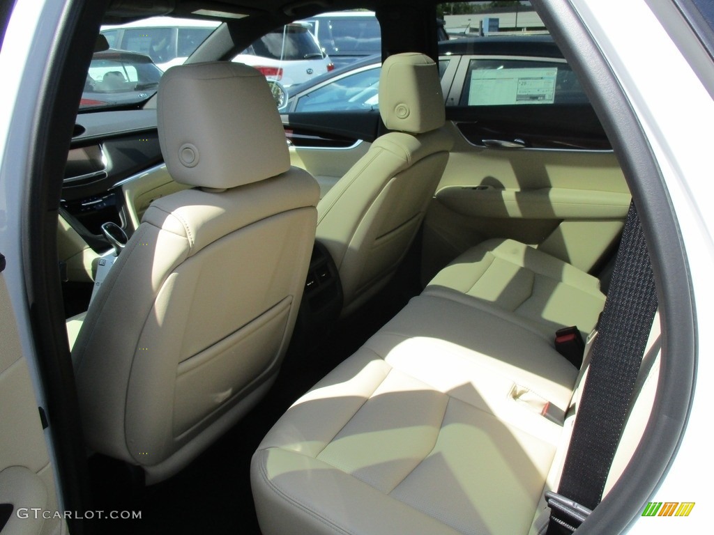 Sahara Beige Interior 2017 Cadillac XT5 Luxury Photo #115406760