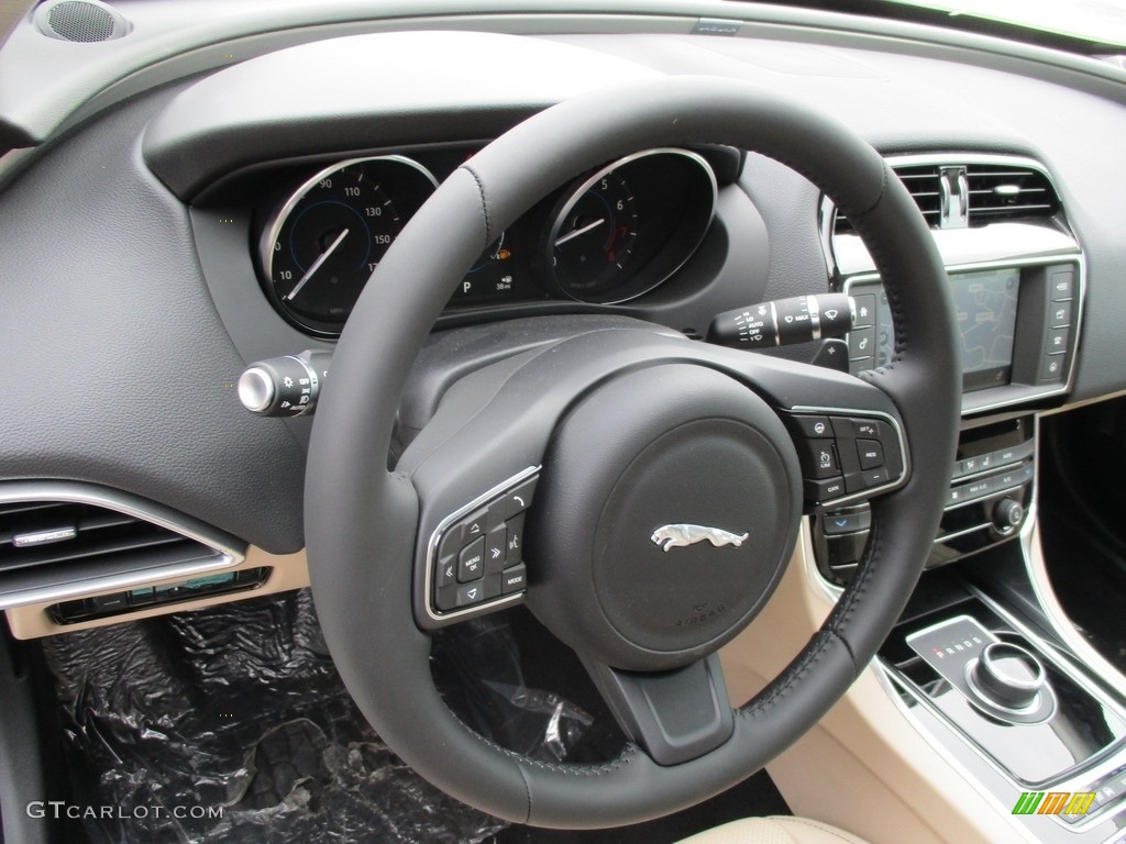 2017 Jaguar XE 35t Prestige AWD Steering Wheel Photos
