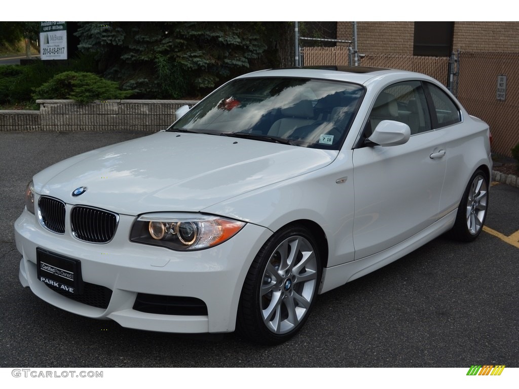 2013 1 Series 135i Coupe - Alpine White / Black photo #6