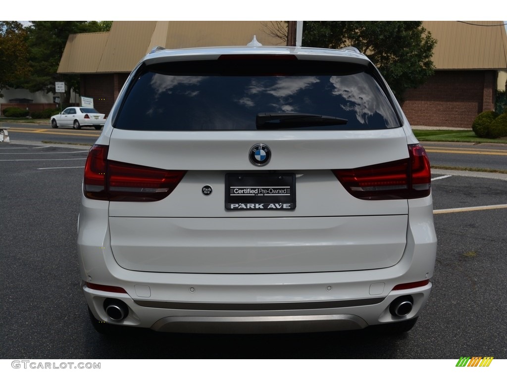 2014 X5 xDrive35i - Alpine White / Black photo #4