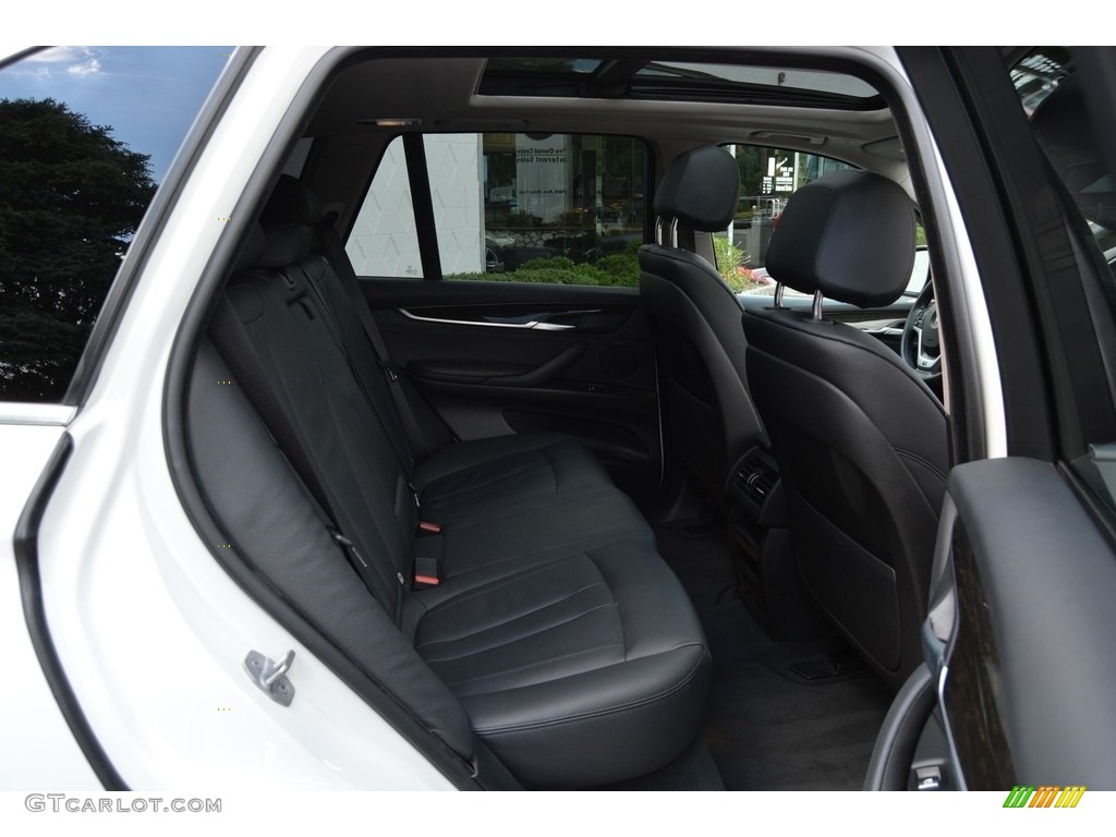2014 X5 xDrive35i - Alpine White / Black photo #26