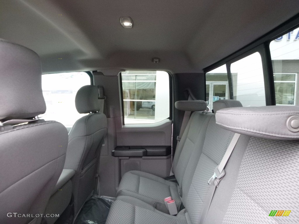 2016 F150 XLT SuperCab 4x4 - Ingot Silver / Medium Earth Gray photo #10