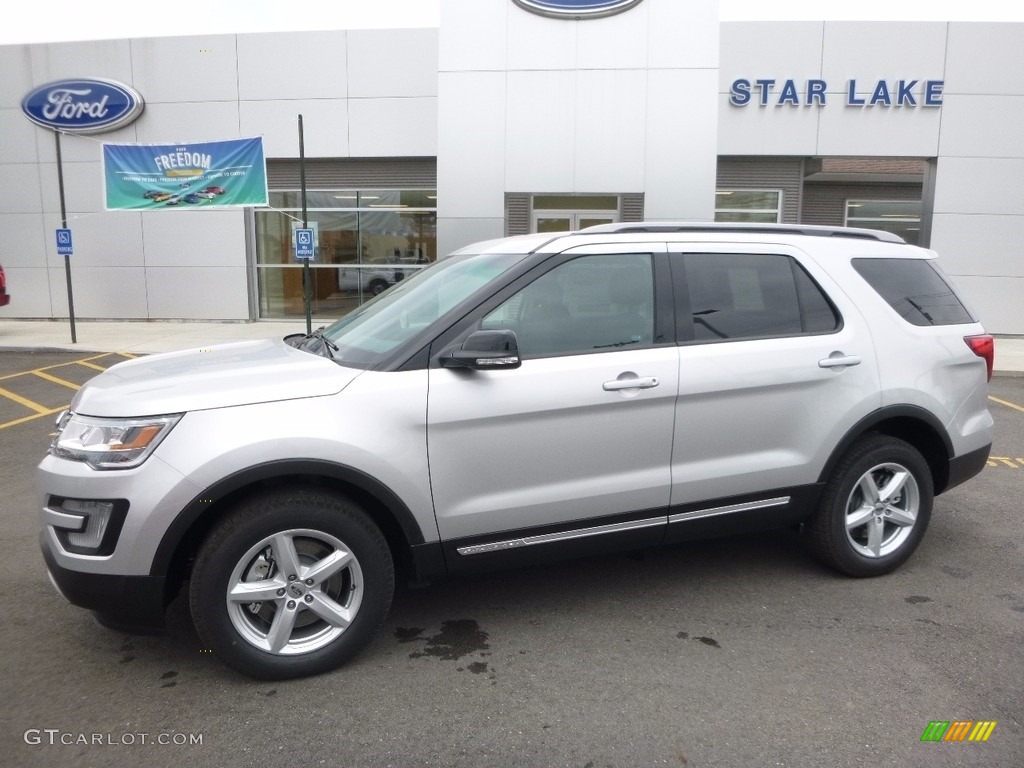 2017 Explorer XLT 4WD - Ingot Silver / Ebony Black photo #1