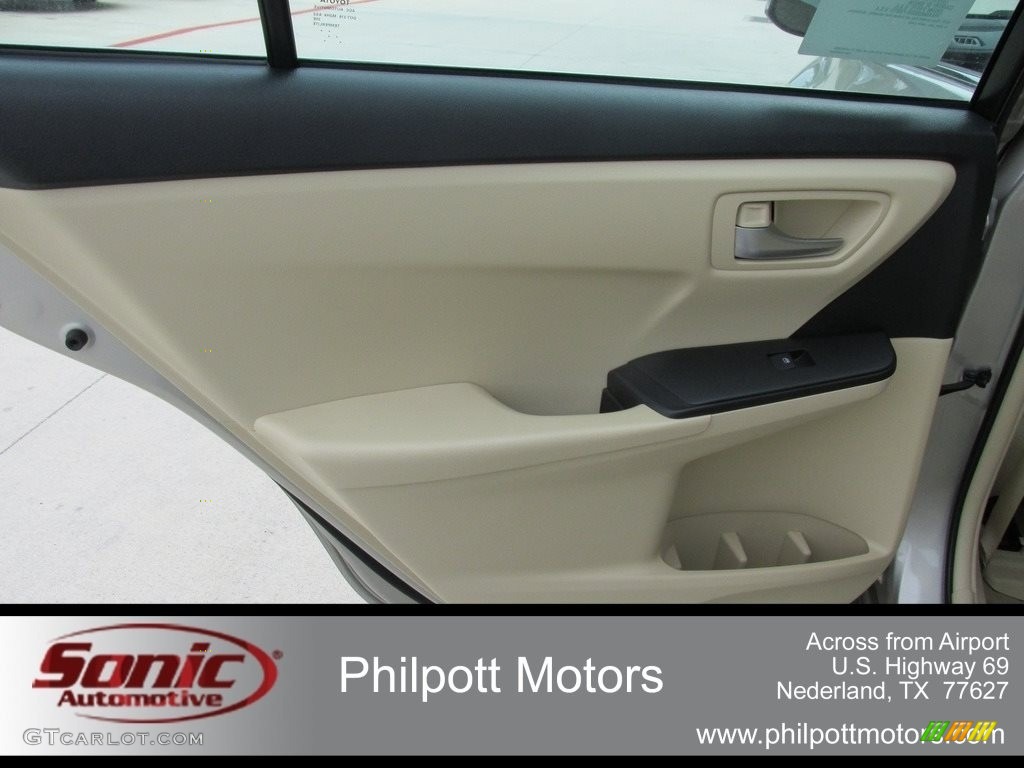 2017 Camry LE - Creme Brulee Mica / Almond photo #18