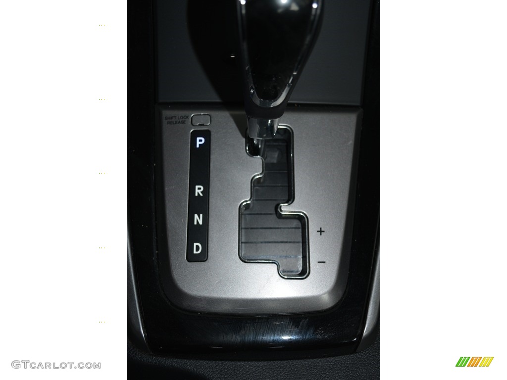 2013 Elantra Limited - Silver / Gray photo #20