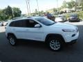 Bright White - Cherokee Latitude 4x4 Photo No. 7