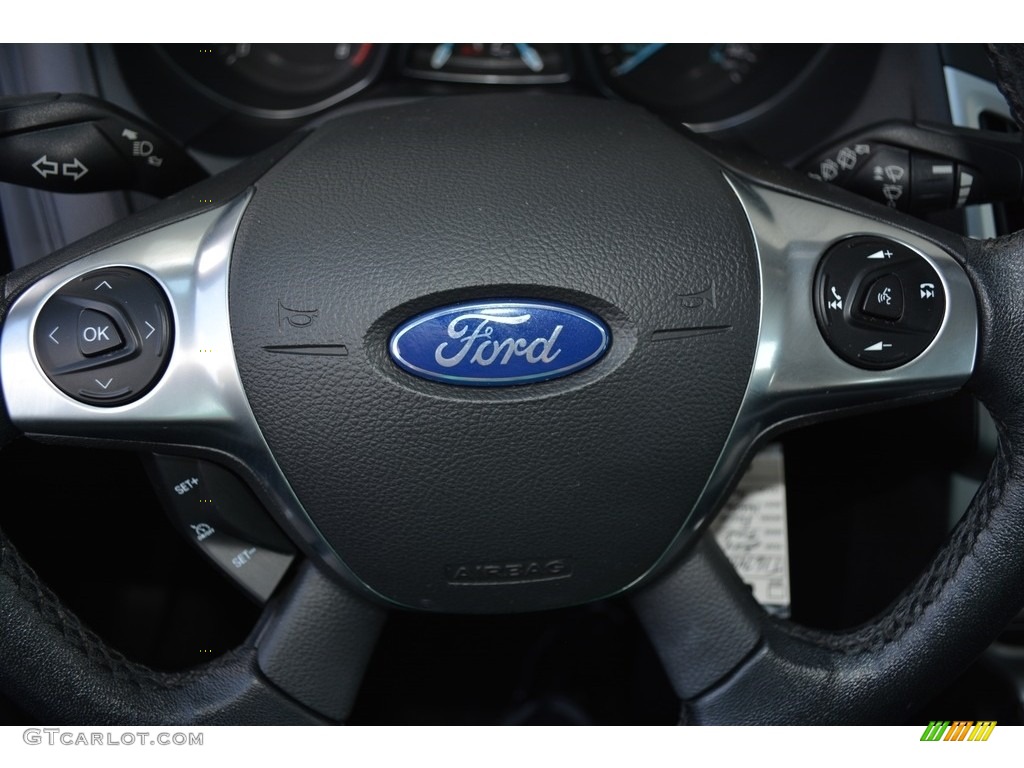 2014 Focus SE Hatchback - Tuxedo Black / Charcoal Black photo #20