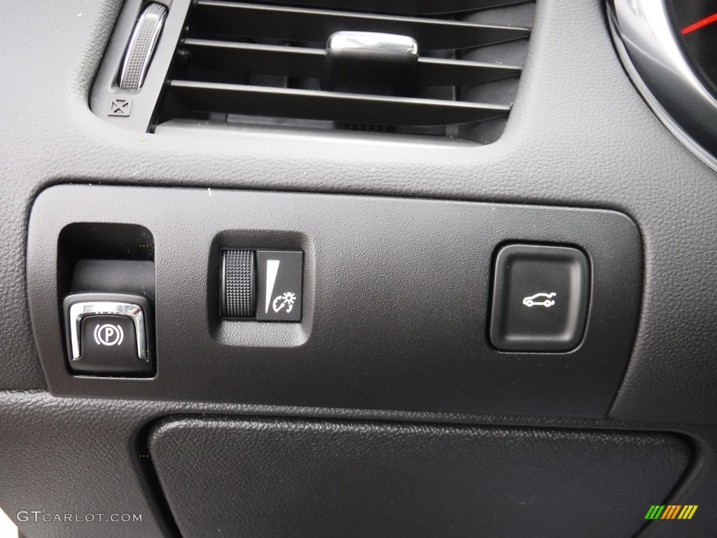2014 Impala LS - Champagne Silver Metallic / Jet Black/Dark Titanium photo #16