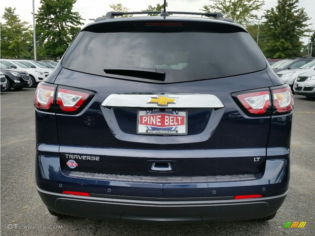 2017 Traverse LT - Blue Velvet Metallic / Ebony photo #4