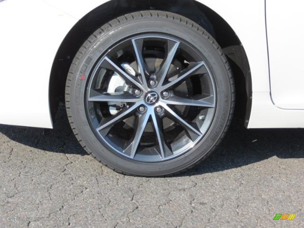 2017 Camry XSE - Super White / Black photo #4