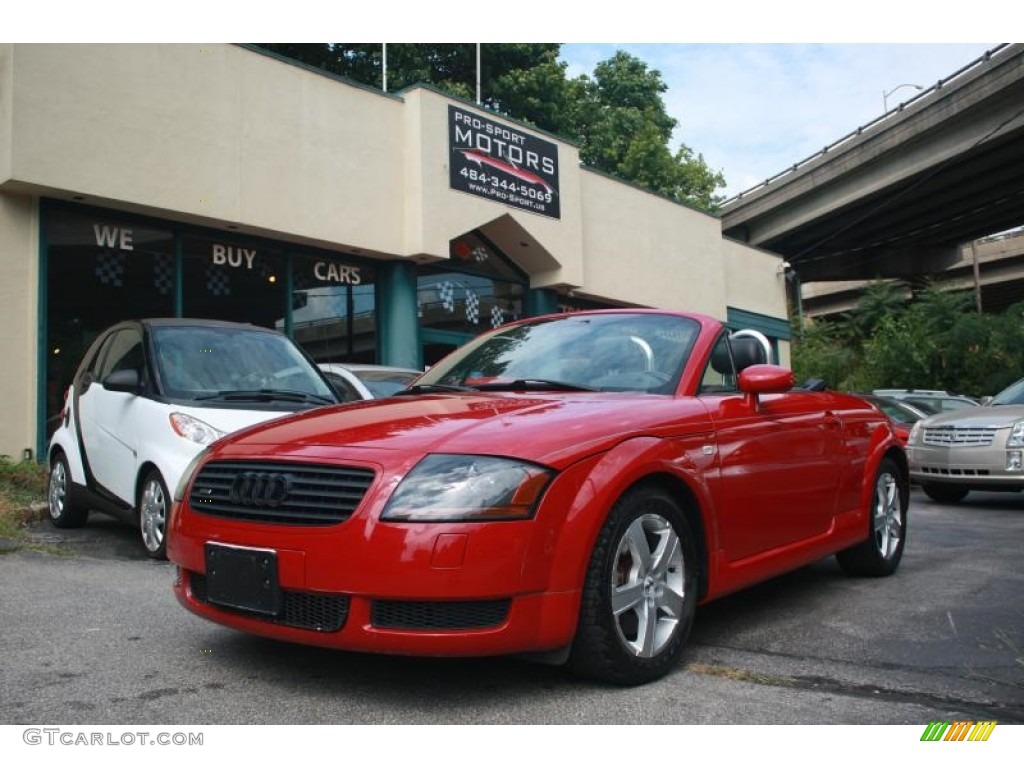 Amulet Red Audi TT