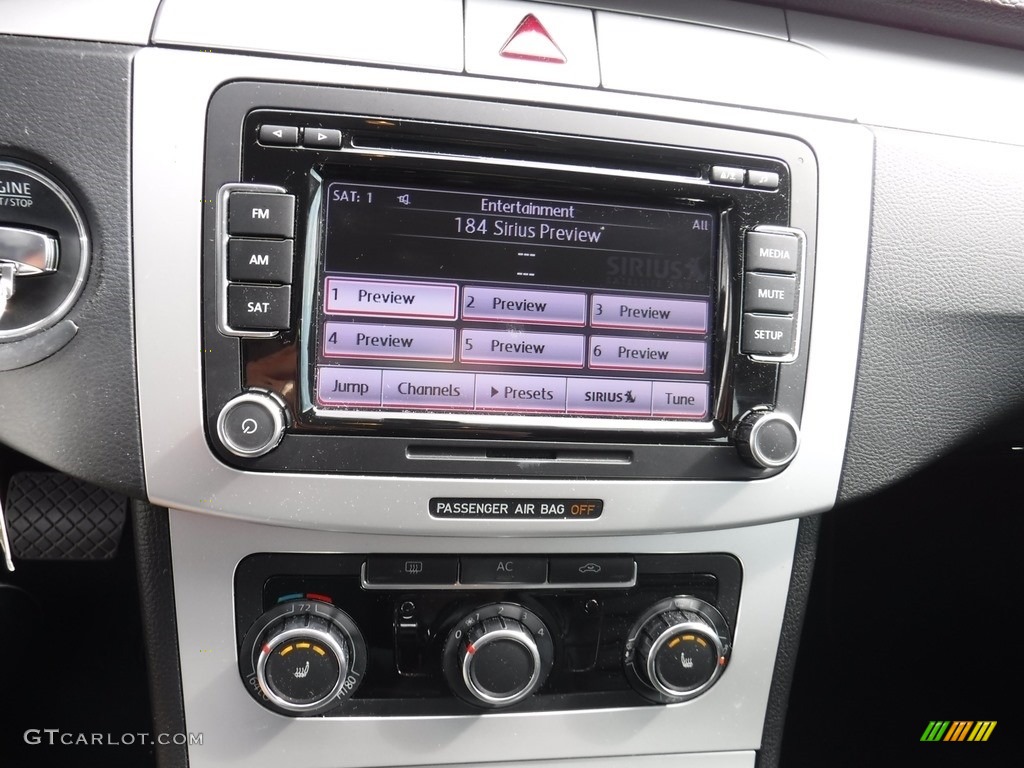 2010 CC Sport - Deep Black Metallic / Black photo #14