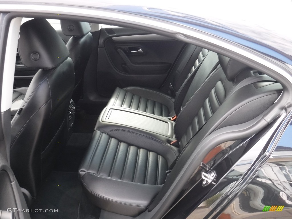 2010 CC Sport - Deep Black Metallic / Black photo #17