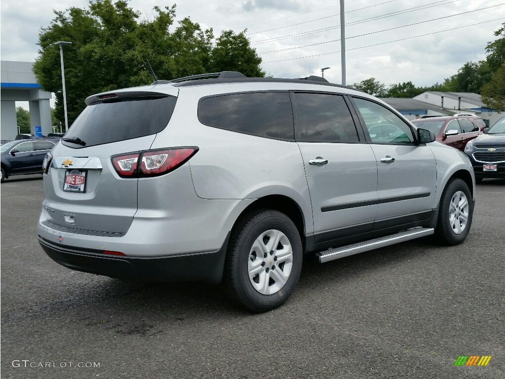 2017 Traverse LS AWD - Silver Ice Metallic / Dark Titanium/Light Titanium photo #4