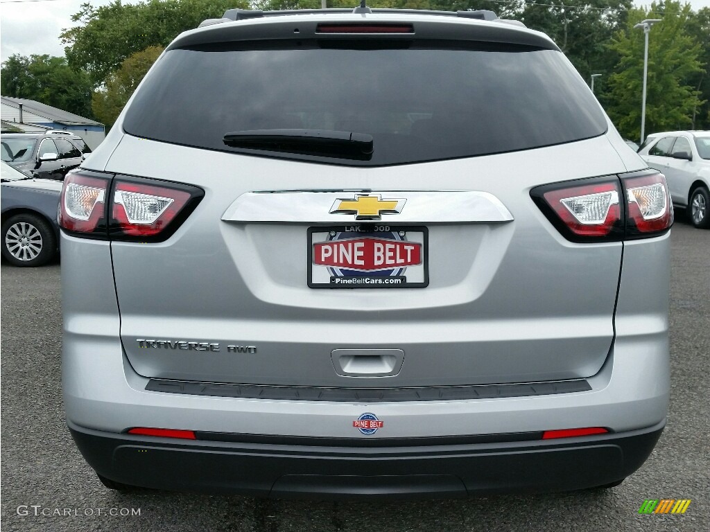 2017 Traverse LS AWD - Silver Ice Metallic / Dark Titanium/Light Titanium photo #5