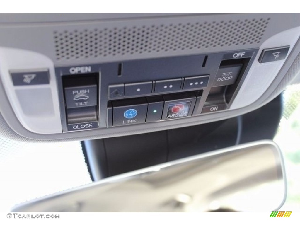 2017 Acura TLX Technology Sedan Controls Photo #115440570