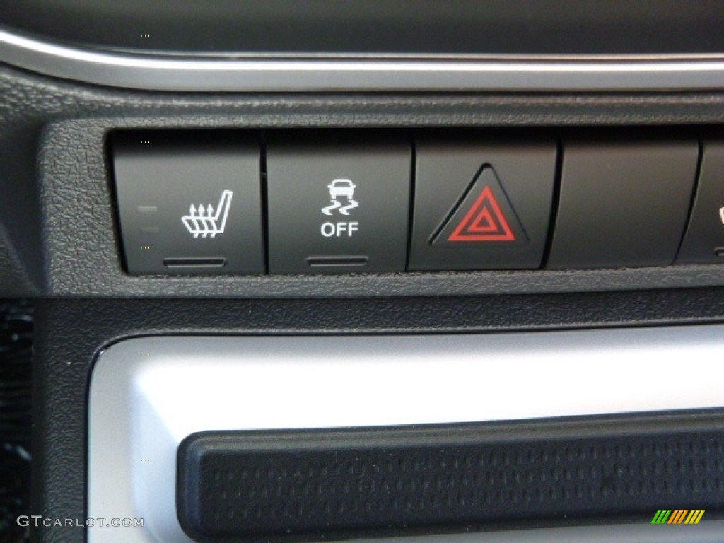2017 Jeep Compass High Altitude 4x4 Controls Photo #115442589