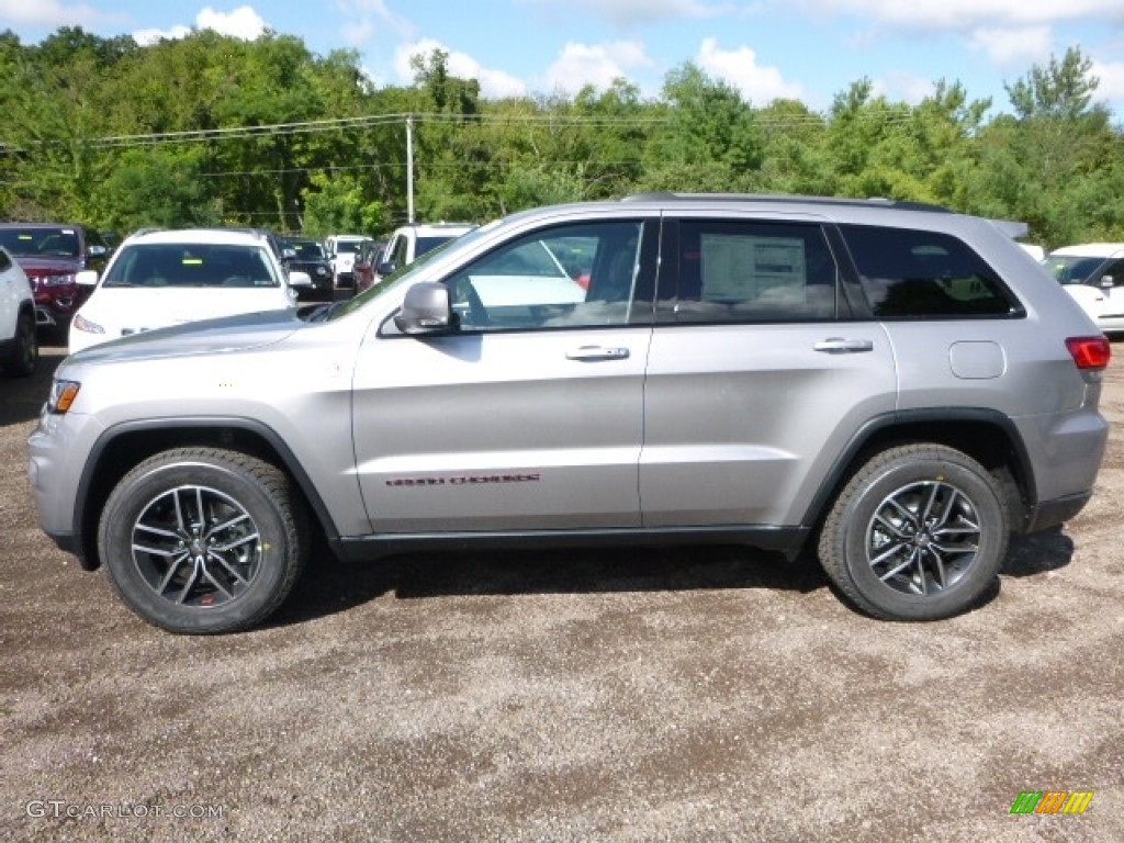 True Blue Pearl 2017 Jeep Grand Cherokee Trailhawk 4x4 Exterior Photo #115443402