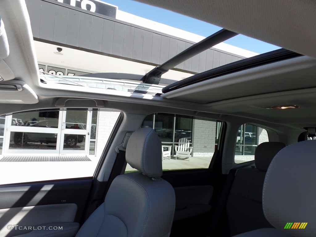 2016 Forester 2.5i Limited - Jasmine Green Metallic / Gray photo #11
