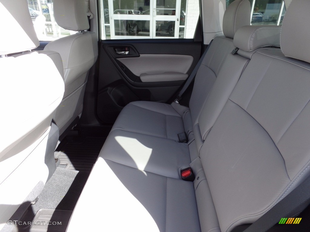 2016 Forester 2.5i Limited - Jasmine Green Metallic / Gray photo #12