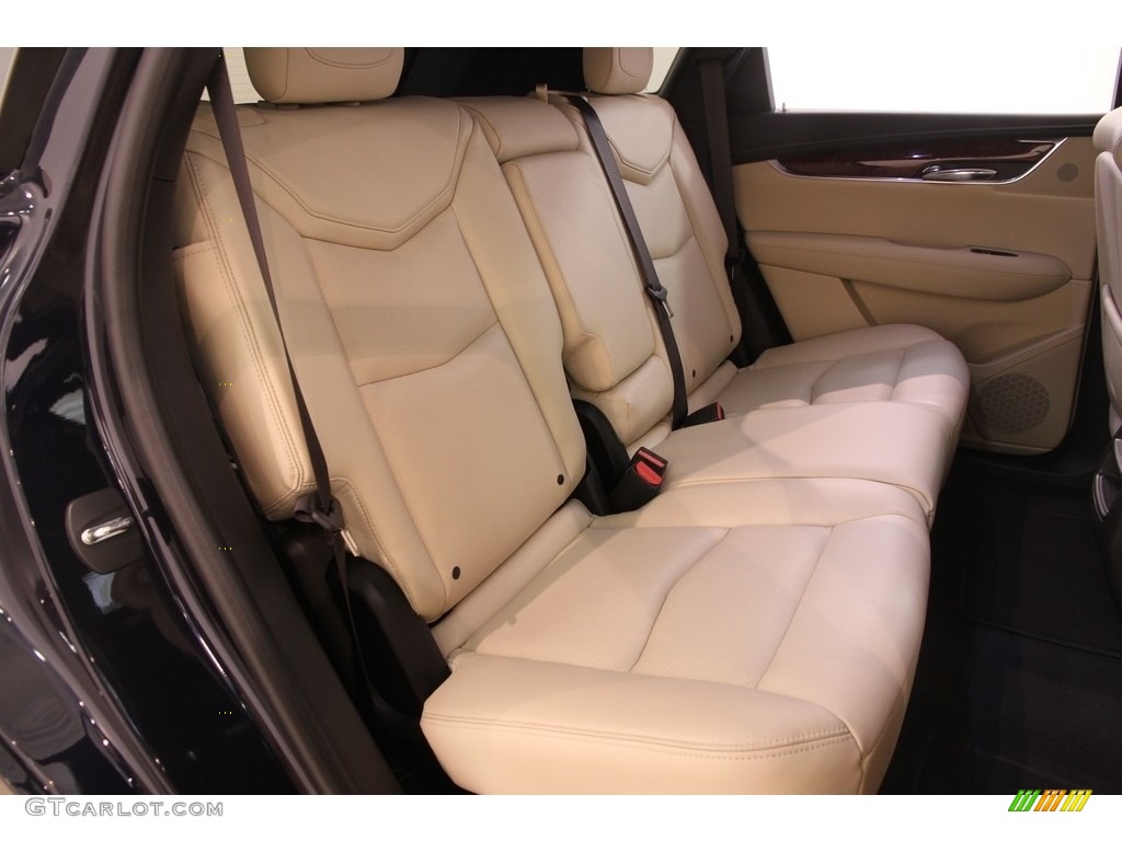 2017 Cadillac XT5 Luxury Rear Seat Photo #115450955