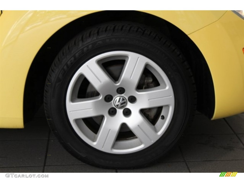 2007 New Beetle 2.5 Convertible - Sunflower Yellow / Black photo #2