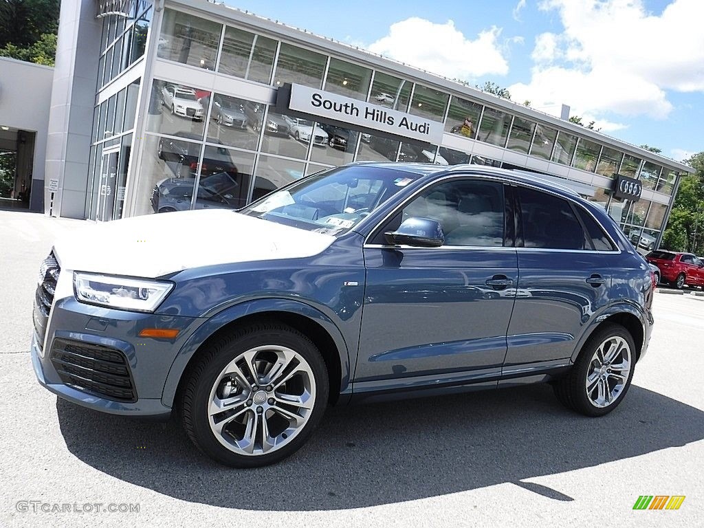 2017 Q3 2.0 TFSI Prestige quattro - Utopia Blue Metallic / Rock Gray photo #1