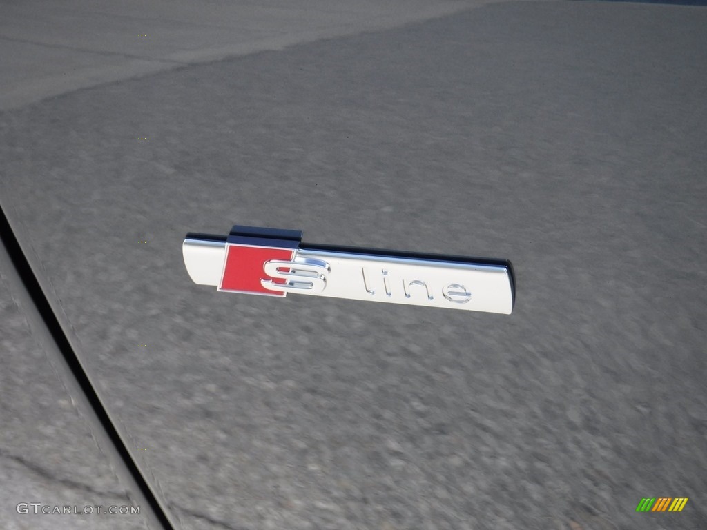 2017 Audi Q3 2.0 TFSI Prestige quattro Marks and Logos Photo #115460553